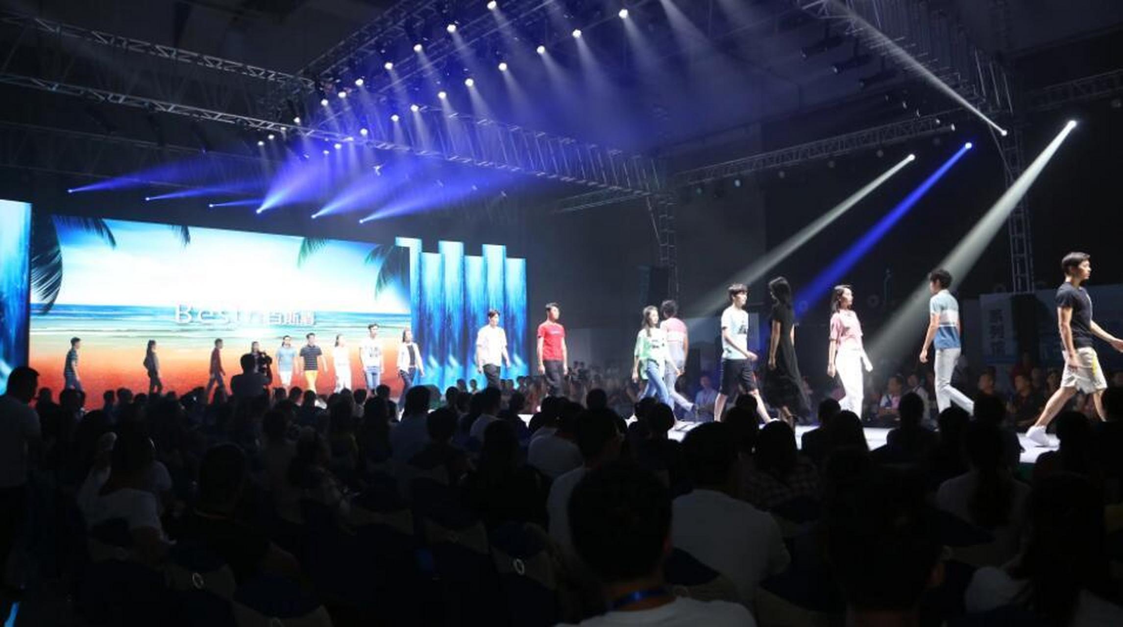 真如想象中的風光嗎？演出經紀人職業現狀調查